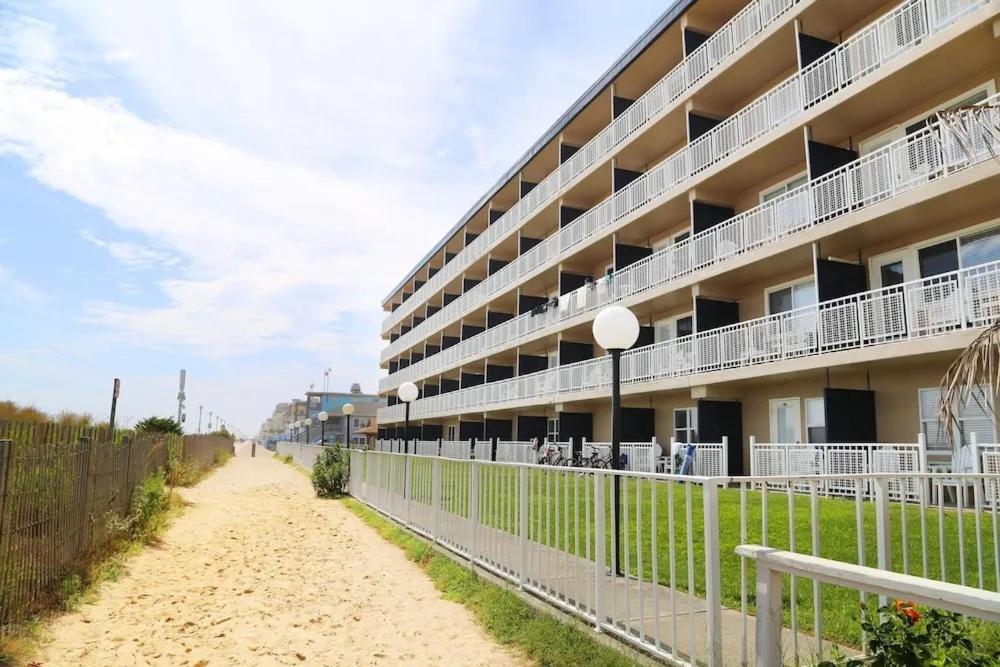 Dunes Suites Oceanfront Ocean City Exteriör bild